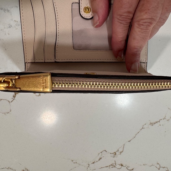 Kate Spade Wallet Colorblock Slim Bifold Pale Dogwood Classic Preowned - Picture 6 of 16